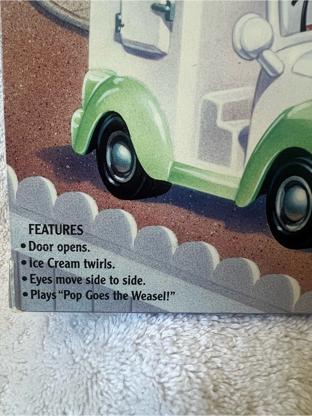 Chevron Car Chandler Chip Ice cream truck car 2003 sealed - Picture 4 of 5